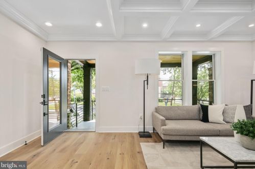 407 Decatur St, Washington DC  20011-4744 exterior