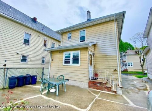 144 Avon St, Roselle Park NJ 07204-2303 exterior