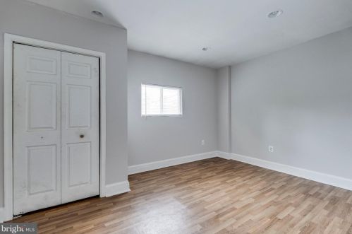 1320 T St, Washington DC 20009-4438 exterior