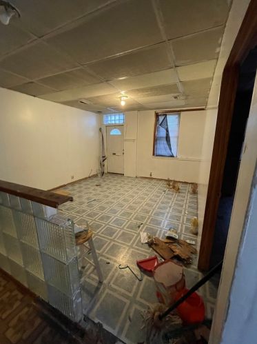 2801 Avers Ave, Chicago IL 60629-4318 exterior