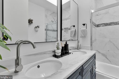 815 Longfellow St, Washington DC  20011-8205 exterior