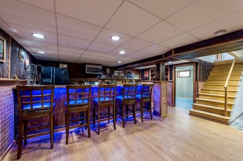 2212 Jackson St, Waukegan IL 60085-5443 exterior