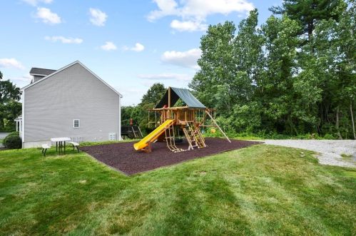 20 Sprucewood Ln, Worcester MA  01606-1193 exterior