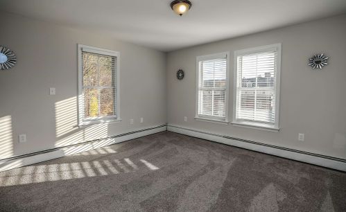 16 Livermore St, Wilton NH 03086-5502 exterior