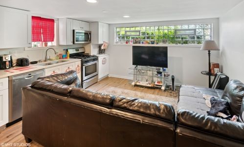 5454 Windsor Ave, Chicago IL 60625-3822 exterior