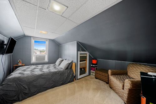 5238 Nelson St, Chicago IL 60657-3042 exterior