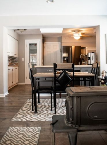 363 Huntley Rd, Bull Valley IL 60014-5362 exterior