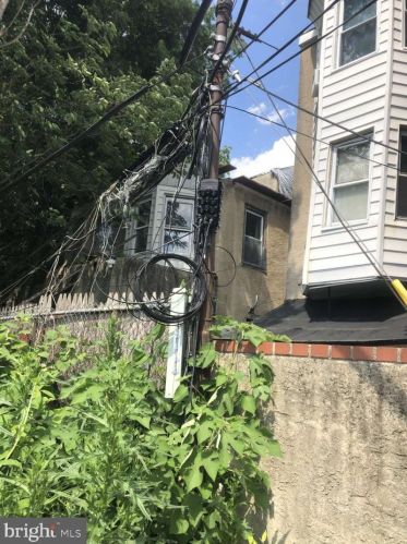 704 42 St, Philadelphia PA 19104-4442 exterior