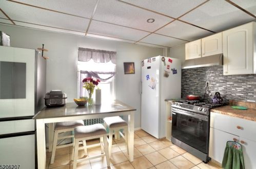 49 Liberty St, Town Center NJ 07052-5501 exterior