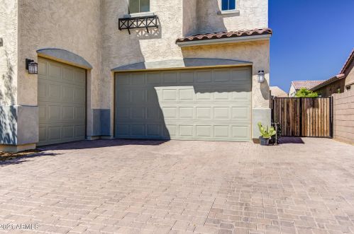 31314 1 Pl, Phoenix AZ 85022-2316 exterior