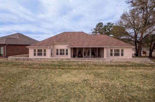 110 18 St, Huntsville TX 77340-4370 exterior