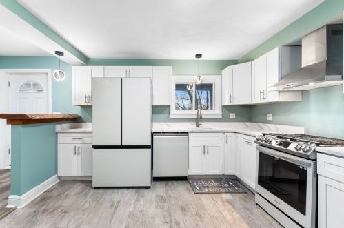 111 Sycamore Dr, Pittsburgh PA  15235-1965 exterior