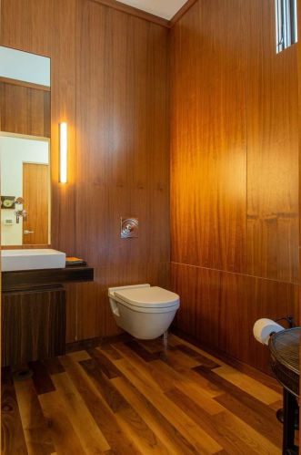 2725 Kenmore Ave, Chicago IL 60614-1305 exterior