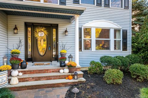 115 High St, Metuchen NJ 08840-2339 exterior