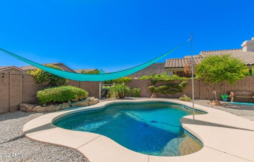 2145 Electra Ln, Phoenix, AZ 85024-8610