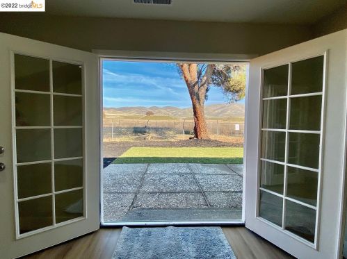 1834 Elkwood Dr, Concord CA  94519-1122 exterior