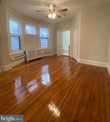 4718 Cedar Ave, Philadelphia PA 19143-2016 exterior