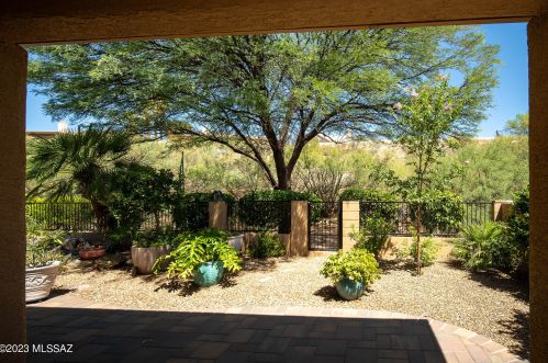 37660 Mashie Dr, Tucson AZ 85739-1134 exterior