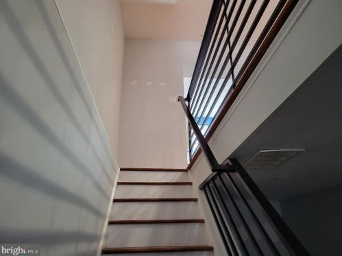 1526 Emily St, Philadelphia PA  19145-3028 exterior