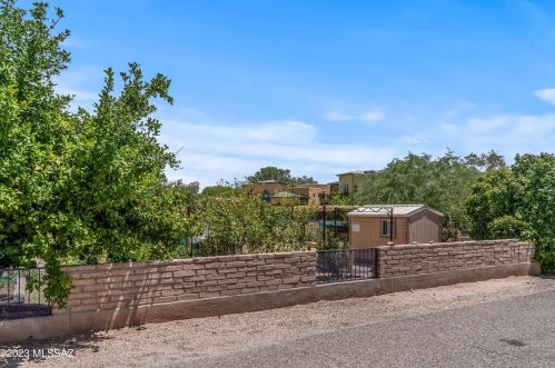 5245 Civano Blvd, Tucson AZ  85747-5744 exterior