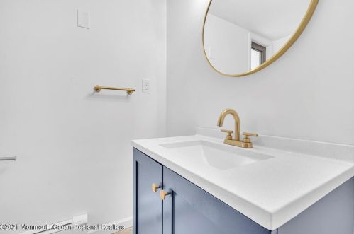 1120 Farmingdale Rd, Jackson Twp NJ  08527-1380 exterior