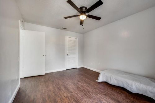 3920 Billings Ct, Irving TX 75062-4001 exterior