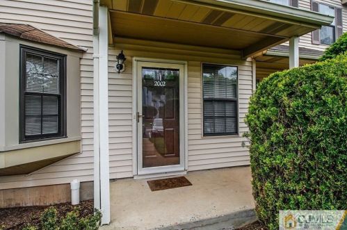 2002 Deerfield Dr, Edison NJ  08820-1588 exterior