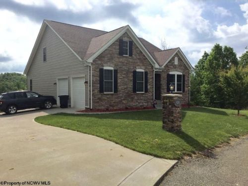 624 Kingsland Cir, Morgantown, WV 26508-3699