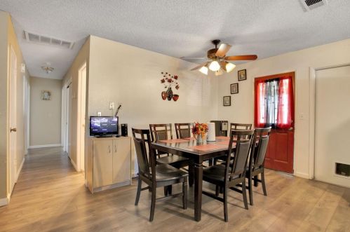 654 Birchwood Way, Turlock CA 95380-5952 exterior