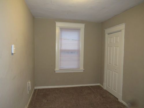 307 Lenox Ave, Pittsburgh PA  15221-4321 exterior