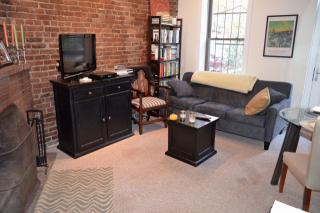 7 Durham St, Boston MA  02115 exterior