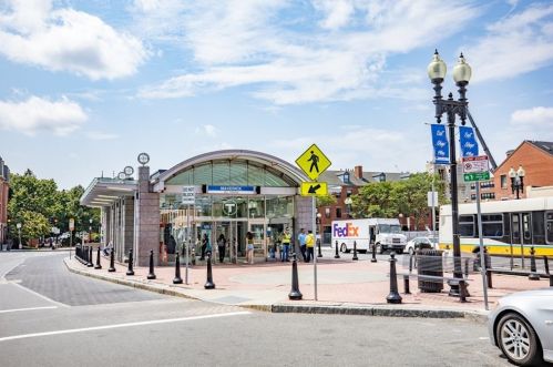 91 Chelsea St, Boston MA exterior