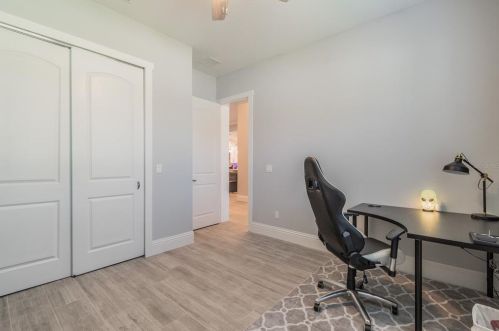 3502 Mcelroy Ave, Tampa FL 33611-3606 exterior