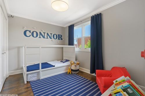 1802-A Diversey Pkwy, Chicago IL exterior