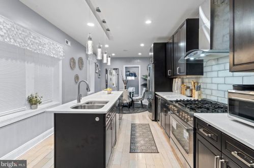 322 42 St, Philadelphia PA 19104-4062 exterior