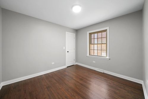 5548 Kilbourn Ave, Chicago IL  60629-4808 exterior