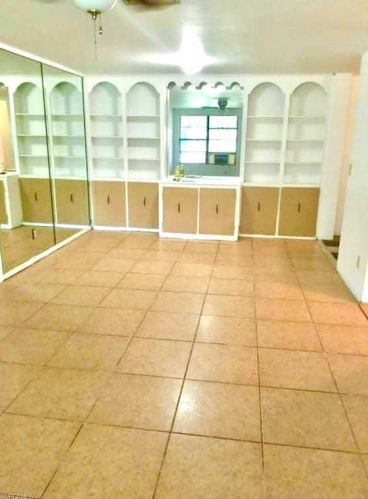 5354 Treetops Dr, Naples, FL 34113-8515