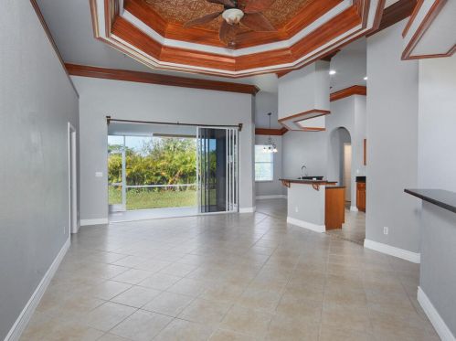 18307 Royal Hammock Blvd, Naples FL 34114-8910 exterior