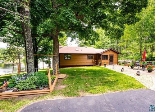 5225 1 Ave, Duluth MN 55803-9469 exterior