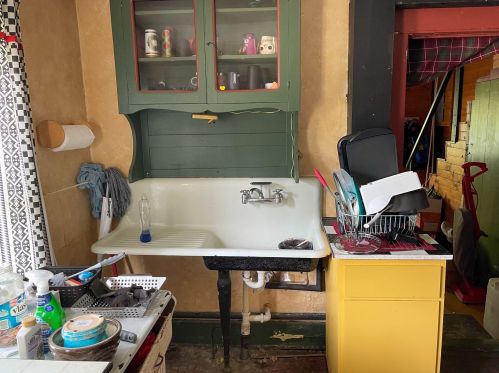 118 Ruddiman Dr, Meskegon MI 49445-3031 exterior