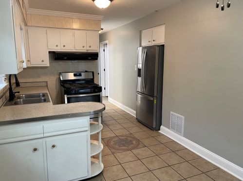 4344 Marquette Rd, Chicago IL 60629-5659 exterior