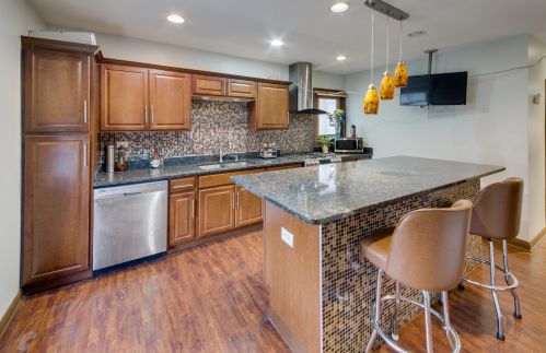 8928 Laflin St, Chicago IL 60643-5030 exterior