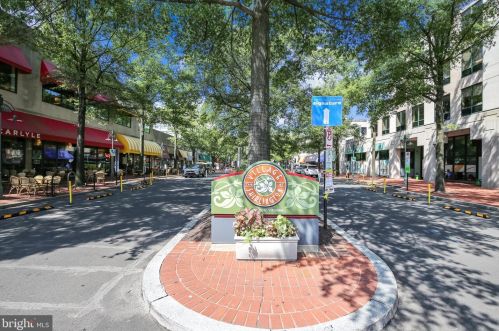 311 Kentucky Ave, Alexandria VA 22305 exterior