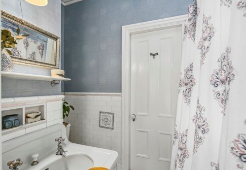 264 Highland St, Worcester MA 01602-2112 exterior