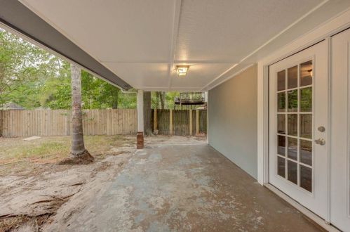 2018 Oak Shr Dr, Humble TX 77339-1724 exterior