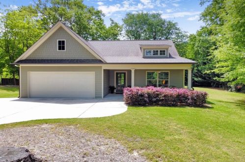 479 Holly Dr, Gainesville, GA 30501-2143