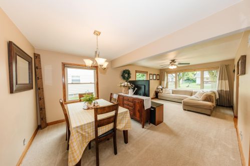 1322 89, Milwaukee WI 53214-2826 exterior