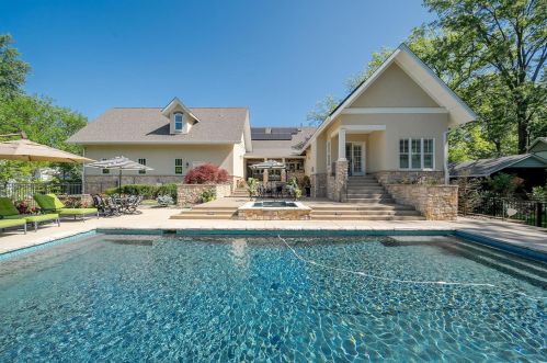 230 Essex Ave, Saint Louis MO 63122-3627 exterior