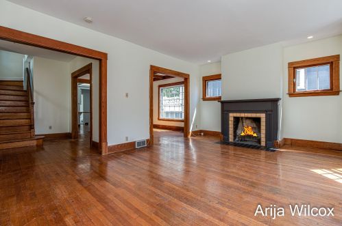 1307 Hope St, Grand Rapids MI 49506-1612 exterior