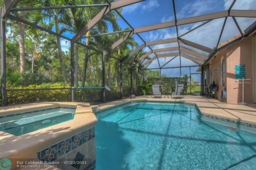 372 Egret Lndg, Fort Pierce, FL 34953-8227